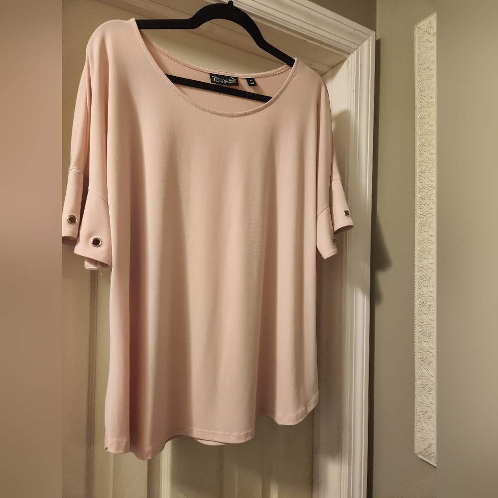 New York & Co 7th Avenue Design Studio Top with Grommet Sleeves Size XL NEW